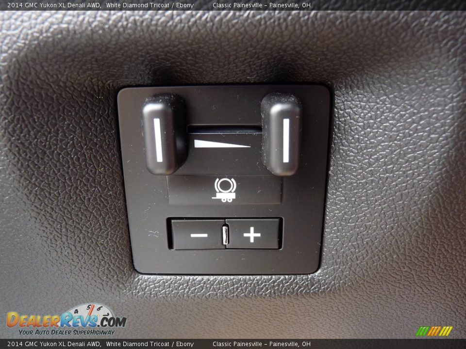 2014 GMC Yukon XL Denali AWD White Diamond Tricoat / Ebony Photo #18