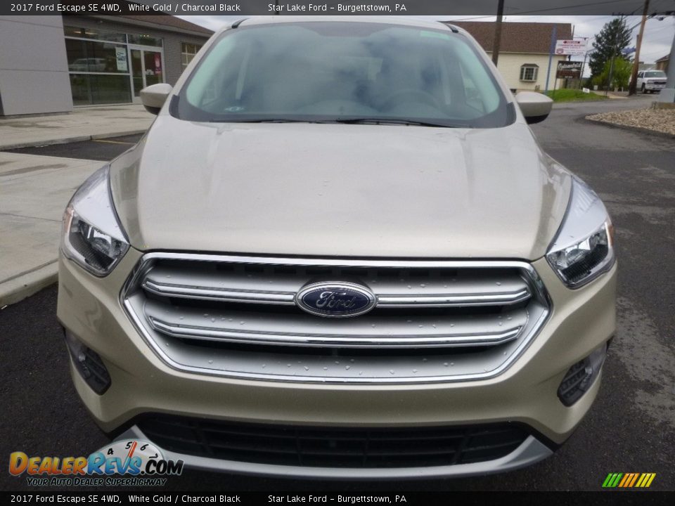 2017 Ford Escape SE 4WD White Gold / Charcoal Black Photo #2