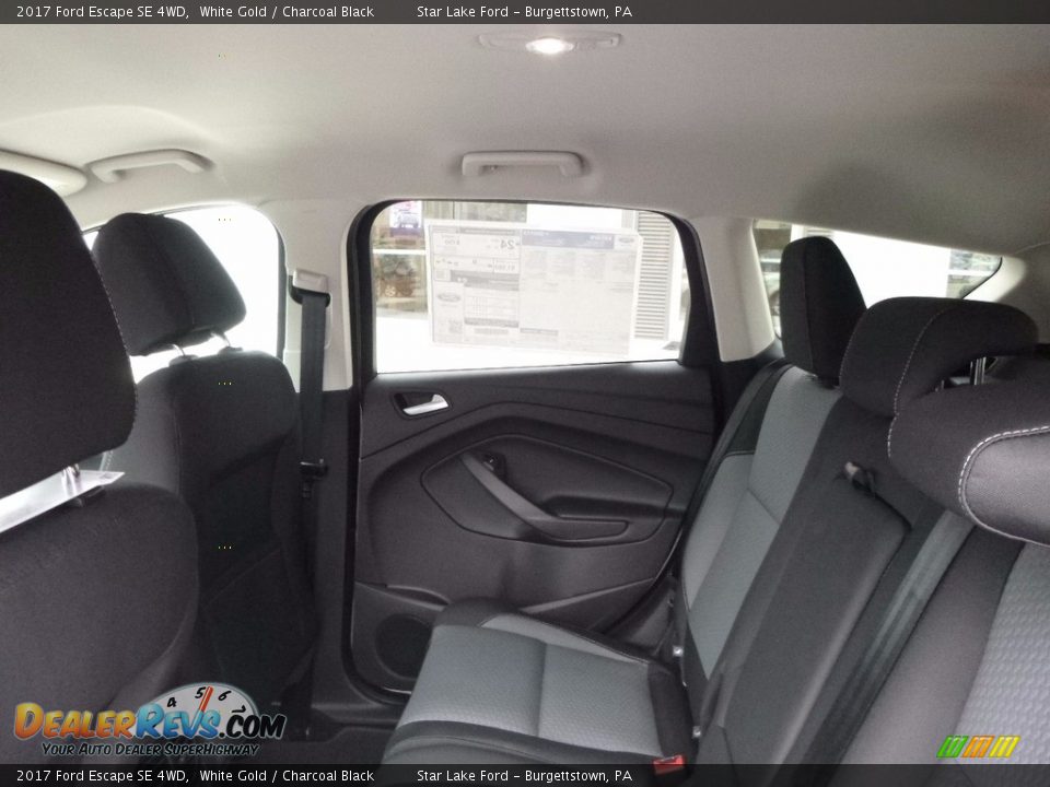 2017 Ford Escape SE 4WD White Gold / Charcoal Black Photo #11