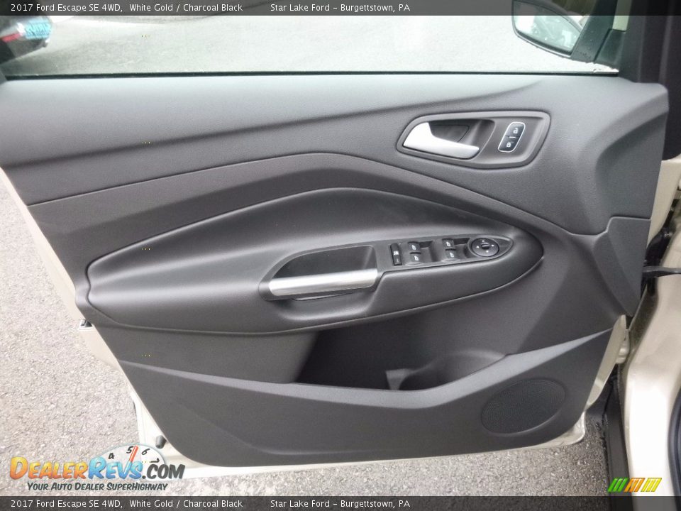 2017 Ford Escape SE 4WD White Gold / Charcoal Black Photo #13