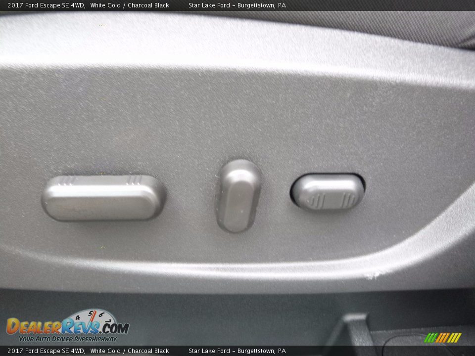 2017 Ford Escape SE 4WD White Gold / Charcoal Black Photo #15