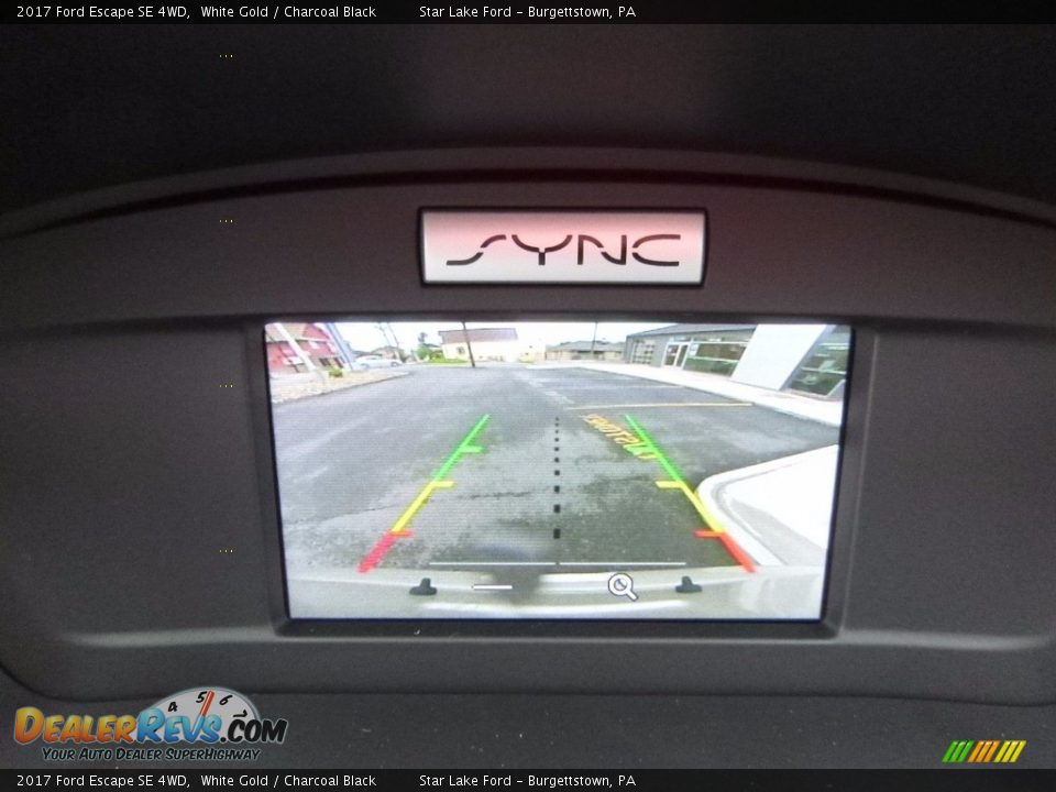 2017 Ford Escape SE 4WD White Gold / Charcoal Black Photo #17