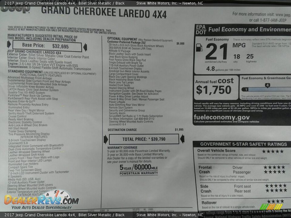 2017 Jeep Grand Cherokee Laredo 4x4 Billet Silver Metallic / Black Photo #32