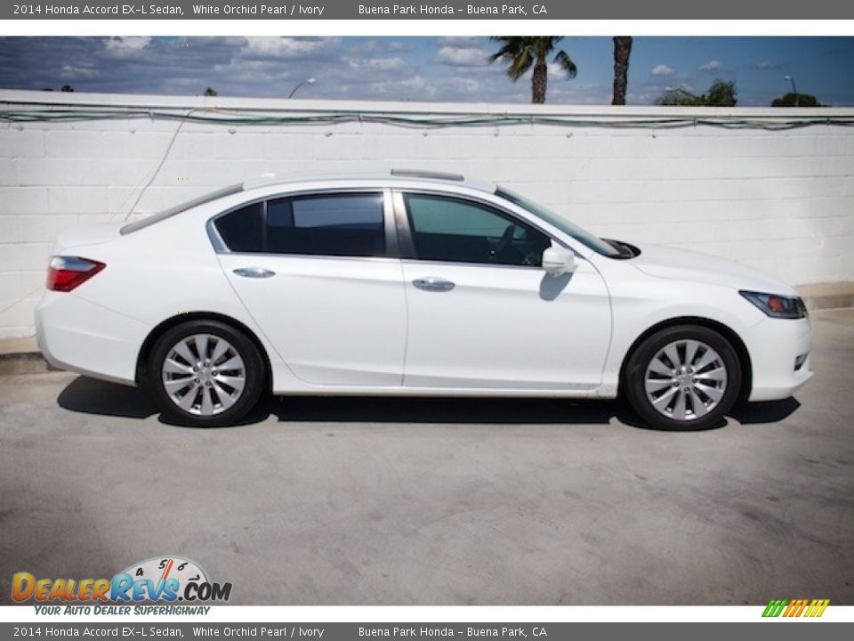 2014 Honda Accord EX-L Sedan White Orchid Pearl / Ivory Photo #10