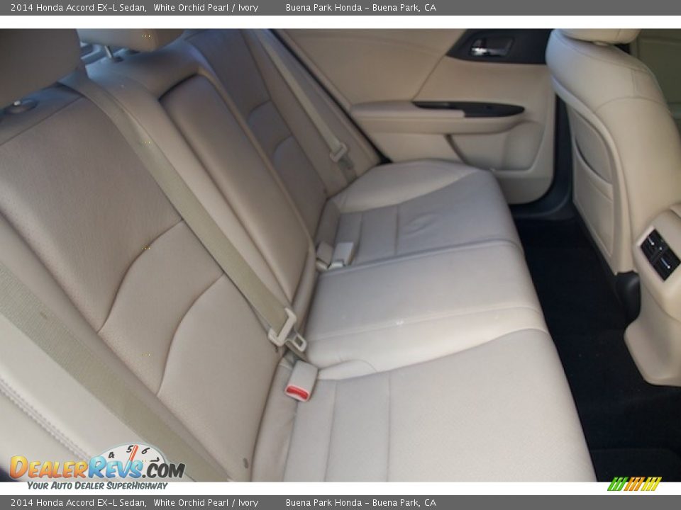 2014 Honda Accord EX-L Sedan White Orchid Pearl / Ivory Photo #15