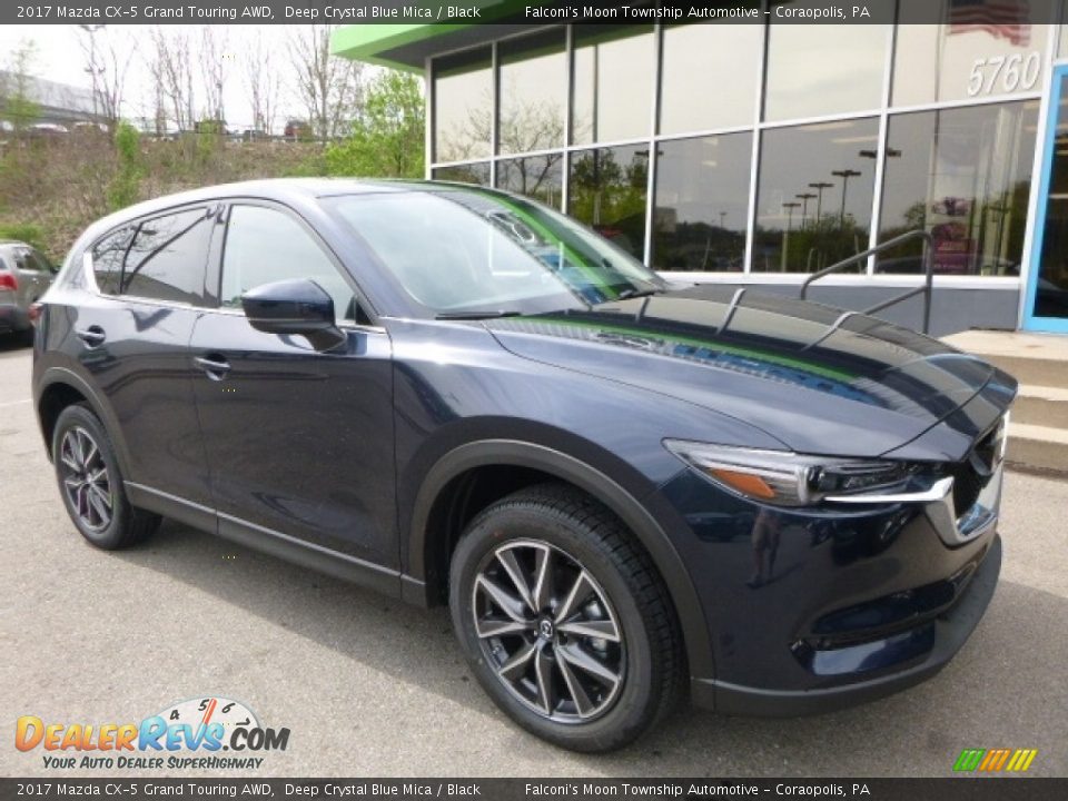 Front 3/4 View of 2017 Mazda CX-5 Grand Touring AWD Photo #3