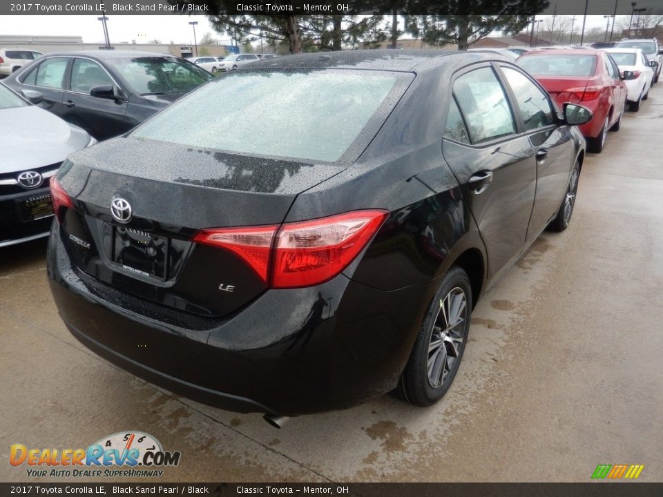 2017 Toyota Corolla LE Black Sand Pearl / Black Photo #2