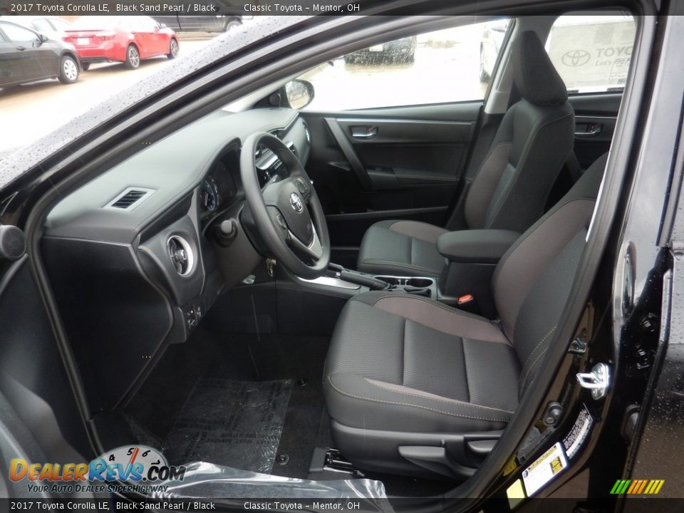 2017 Toyota Corolla LE Black Sand Pearl / Black Photo #3