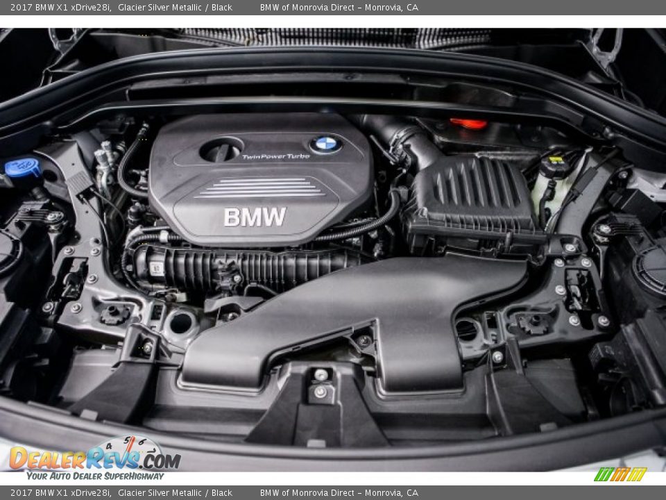 2017 BMW X1 xDrive28i Glacier Silver Metallic / Black Photo #8