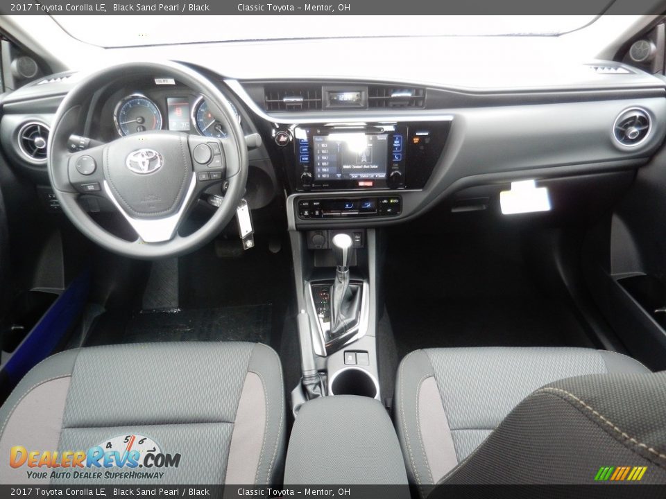 2017 Toyota Corolla LE Black Sand Pearl / Black Photo #4