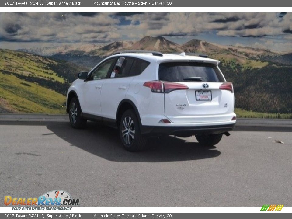 2017 Toyota RAV4 LE Super White / Black Photo #3
