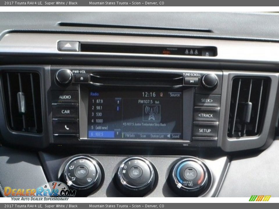 2017 Toyota RAV4 LE Super White / Black Photo #6
