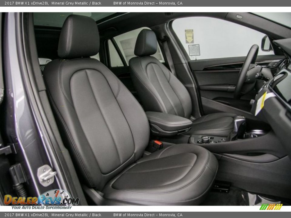 2017 BMW X1 xDrive28i Mineral Grey Metallic / Black Photo #2