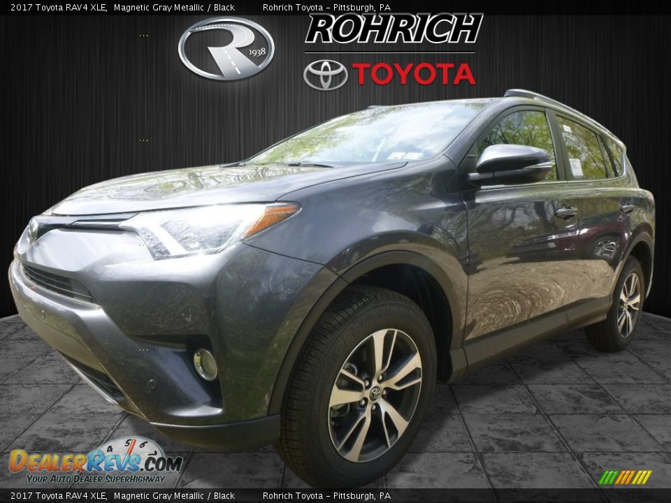 2017 Toyota RAV4 XLE Magnetic Gray Metallic / Black Photo #4