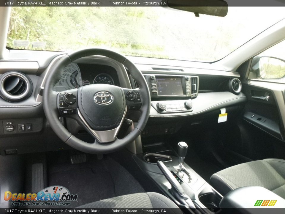 2017 Toyota RAV4 XLE Magnetic Gray Metallic / Black Photo #8