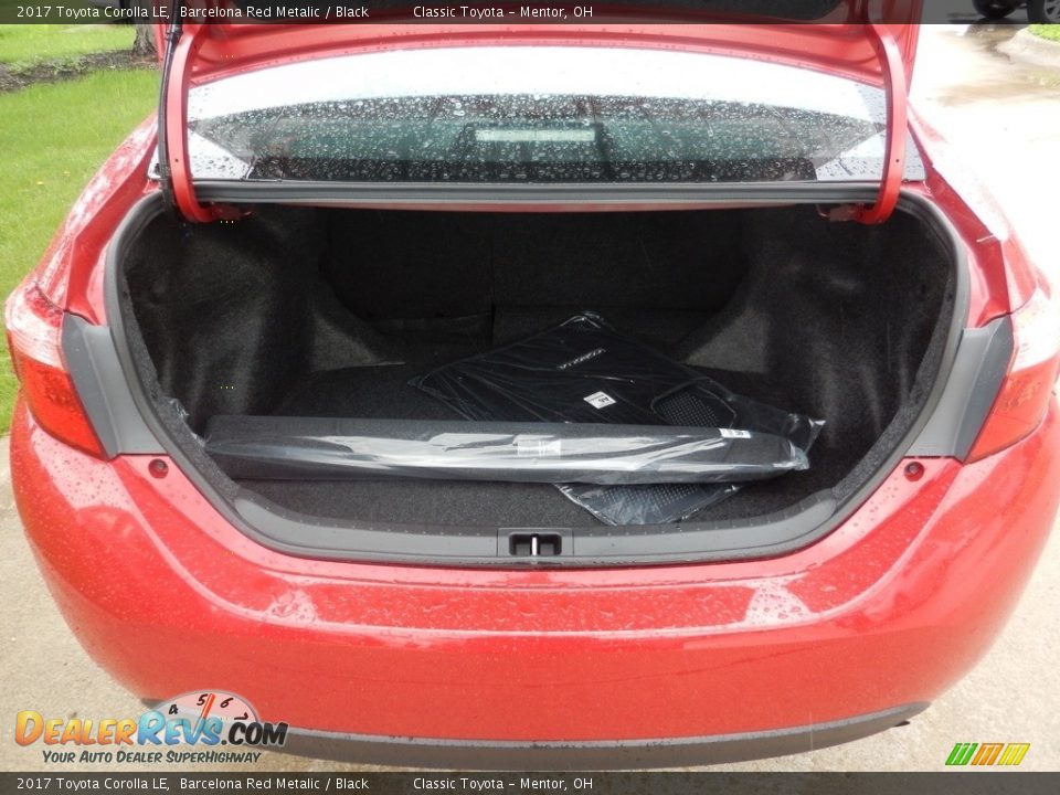 2017 Toyota Corolla LE Barcelona Red Metalic / Black Photo #6