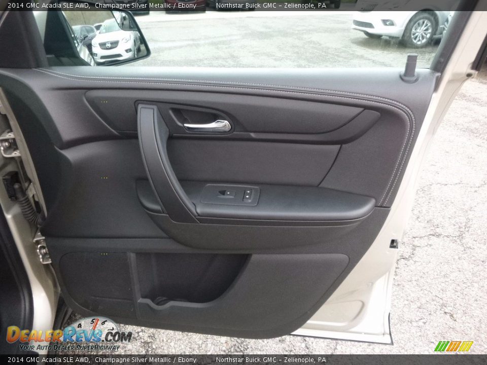 Door Panel of 2014 GMC Acadia SLE AWD Photo #7