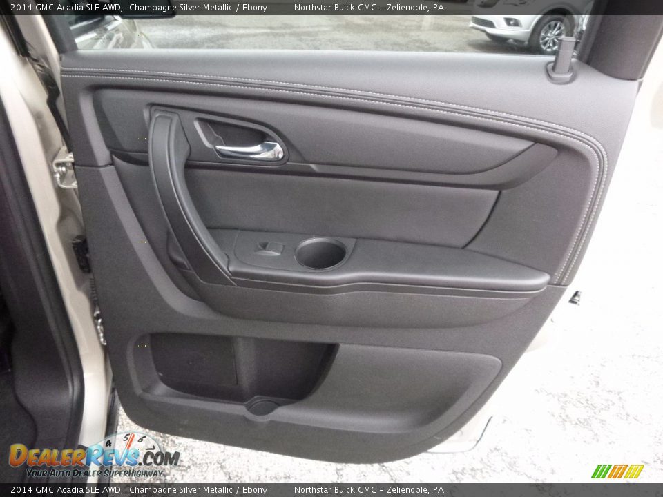Door Panel of 2014 GMC Acadia SLE AWD Photo #8