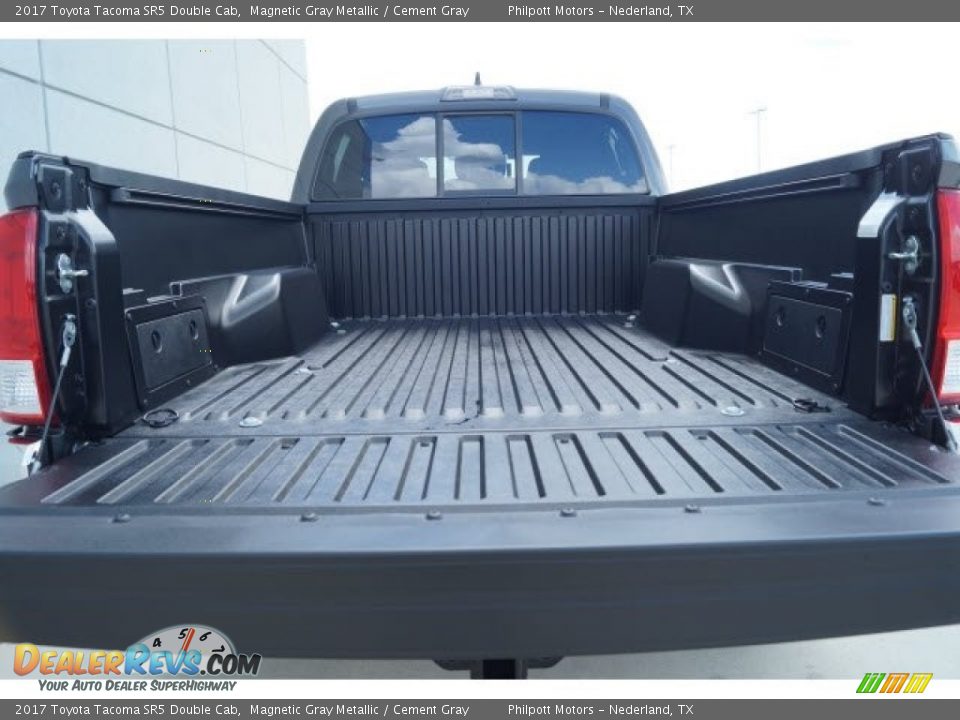 2017 Toyota Tacoma SR5 Double Cab Magnetic Gray Metallic / Cement Gray Photo #4