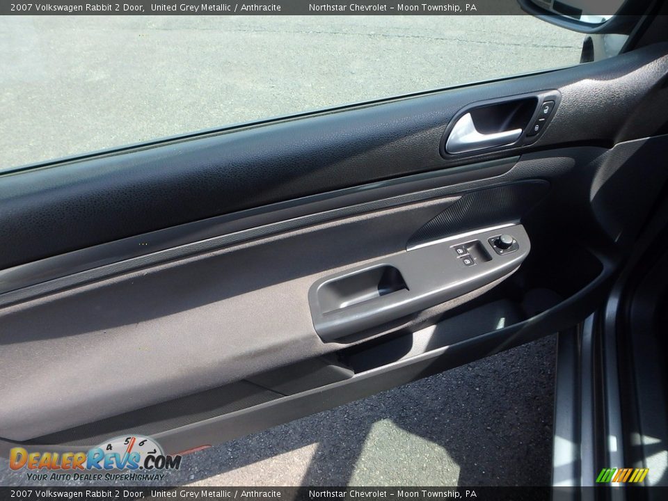 2007 Volkswagen Rabbit 2 Door United Grey Metallic / Anthracite Photo #11