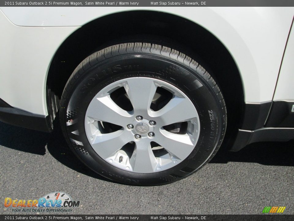 2011 Subaru Outback 2.5i Premium Wagon Satin White Pearl / Warm Ivory Photo #21
