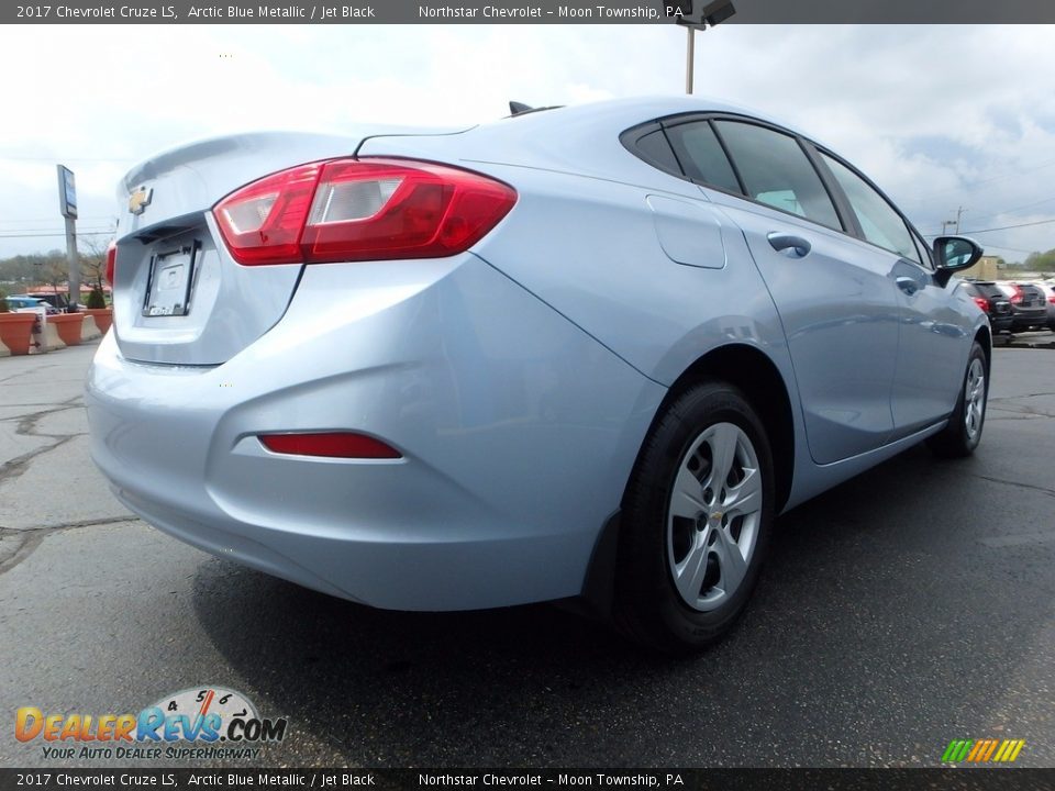 2017 Chevrolet Cruze LS Arctic Blue Metallic / Jet Black Photo #9