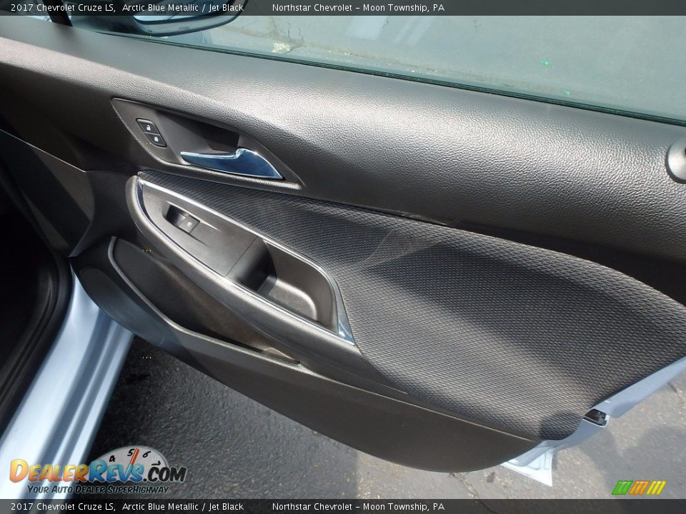 2017 Chevrolet Cruze LS Arctic Blue Metallic / Jet Black Photo #17
