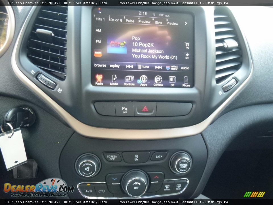 2017 Jeep Cherokee Latitude 4x4 Billet Silver Metallic / Black Photo #20