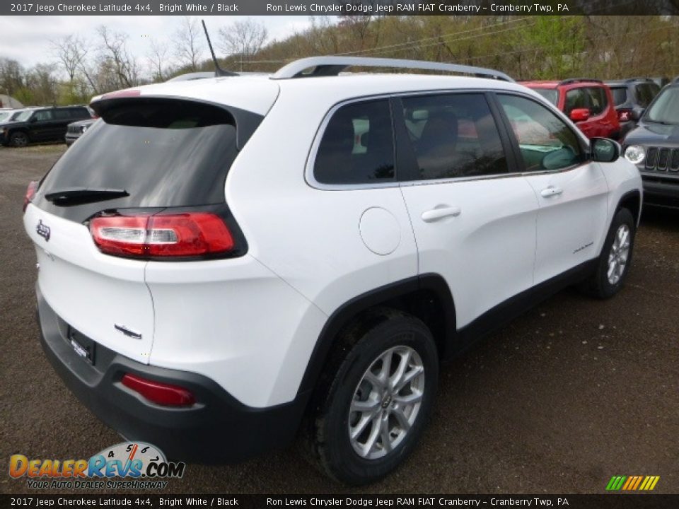 2017 Jeep Cherokee Latitude 4x4 Bright White / Black Photo #6