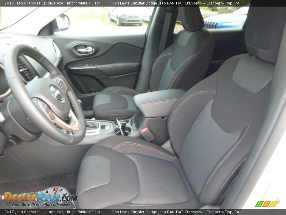 2017 Jeep Cherokee Latitude 4x4 Bright White / Black Photo #14