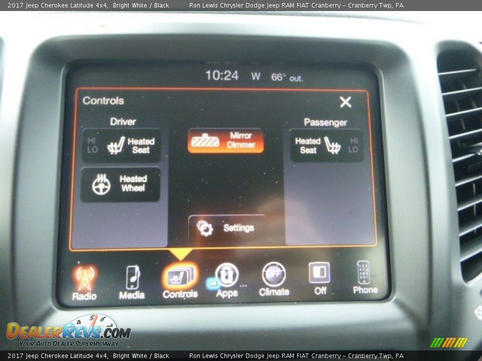 2017 Jeep Cherokee Latitude 4x4 Bright White / Black Photo #18