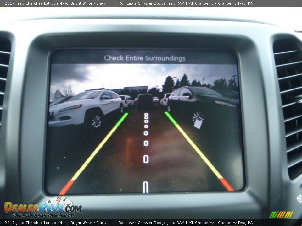 2017 Jeep Cherokee Latitude 4x4 Bright White / Black Photo #19