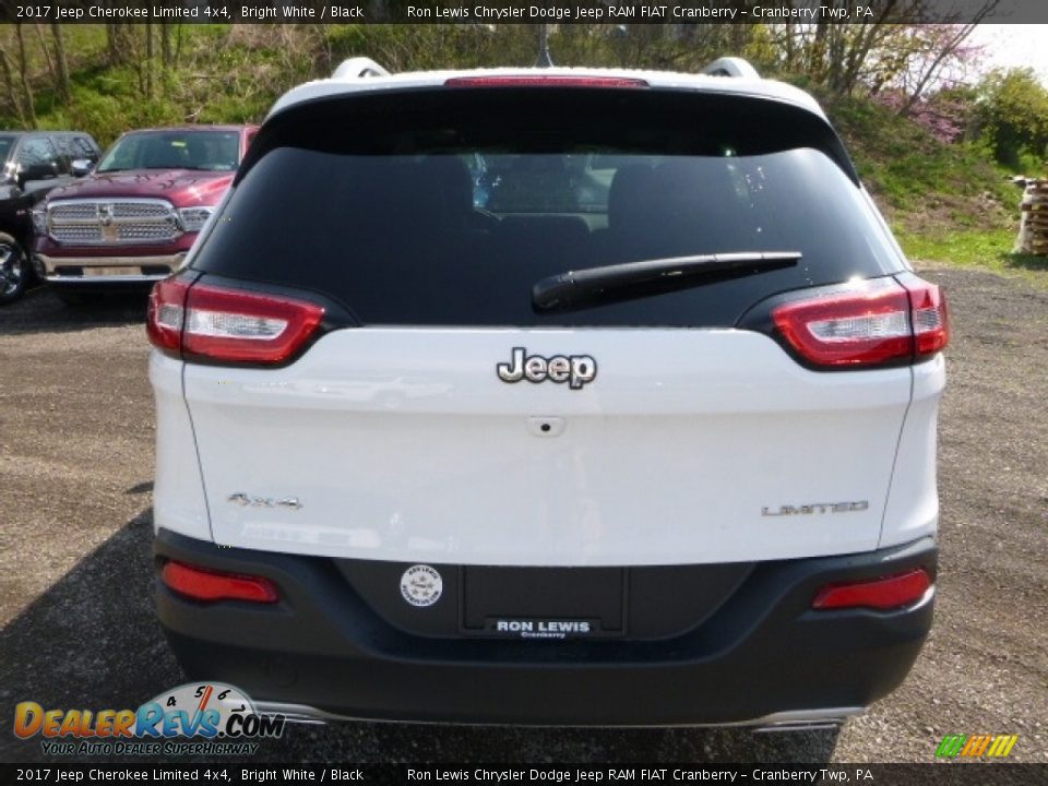 2017 Jeep Cherokee Limited 4x4 Bright White / Black Photo #5