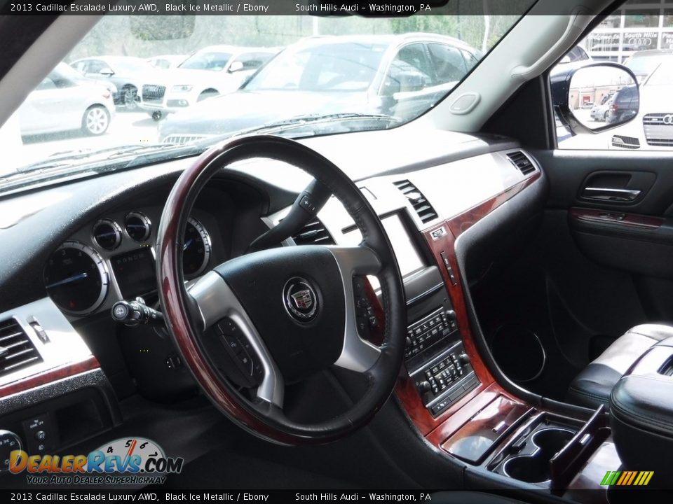 2013 Cadillac Escalade Luxury AWD Black Ice Metallic / Ebony Photo #20