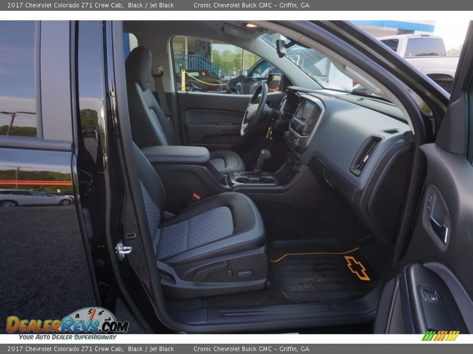 2017 Chevrolet Colorado Z71 Crew Cab Black / Jet Black Photo #17