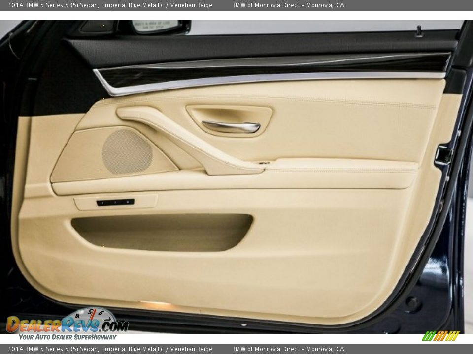 Door Panel of 2014 BMW 5 Series 535i Sedan Photo #27