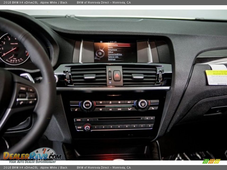 Controls of 2018 BMW X4 xDrive28i Photo #6