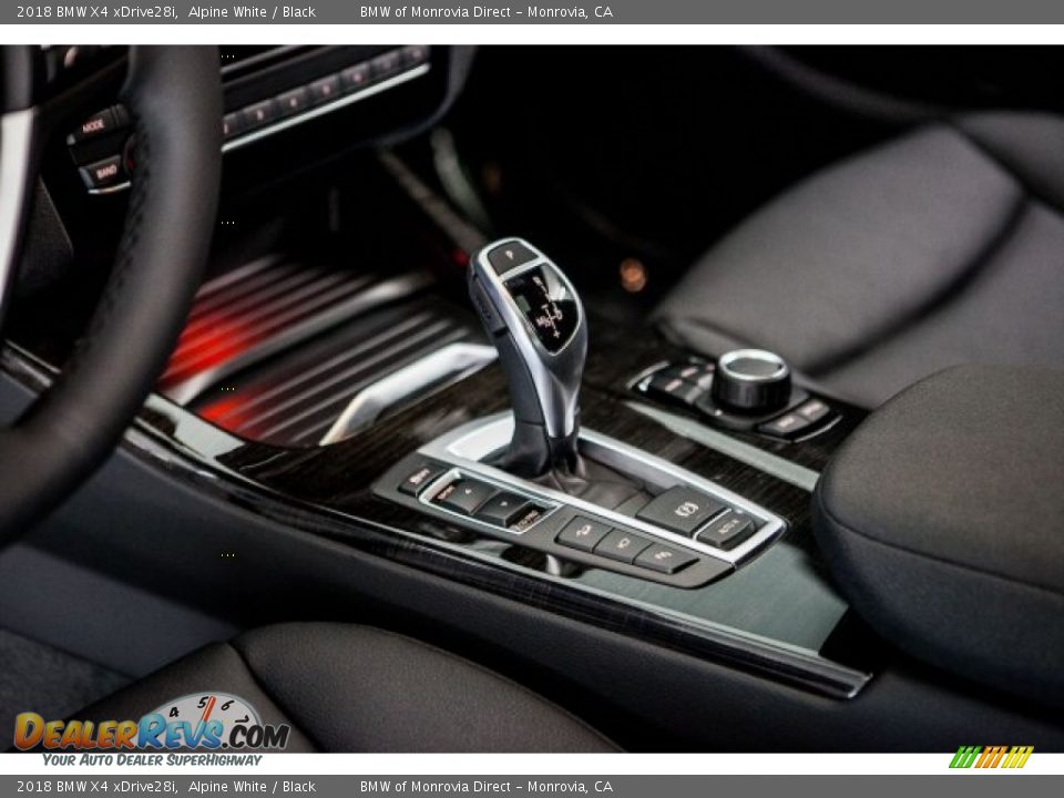 2018 BMW X4 xDrive28i Shifter Photo #7