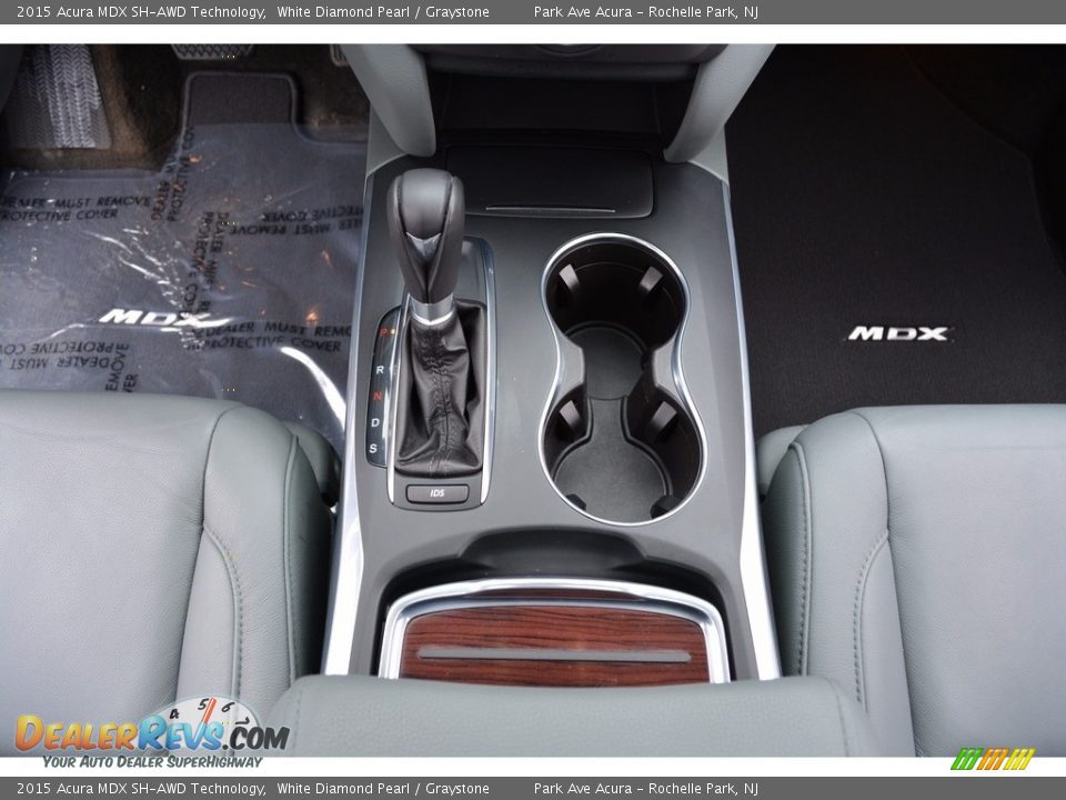 2015 Acura MDX SH-AWD Technology White Diamond Pearl / Graystone Photo #17