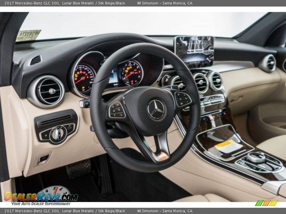 Dashboard of 2017 Mercedes-Benz GLC 300 Photo #5