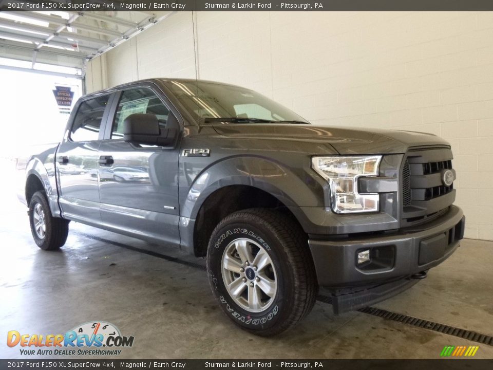 2017 Ford F150 XL SuperCrew 4x4 Magnetic / Earth Gray Photo #1