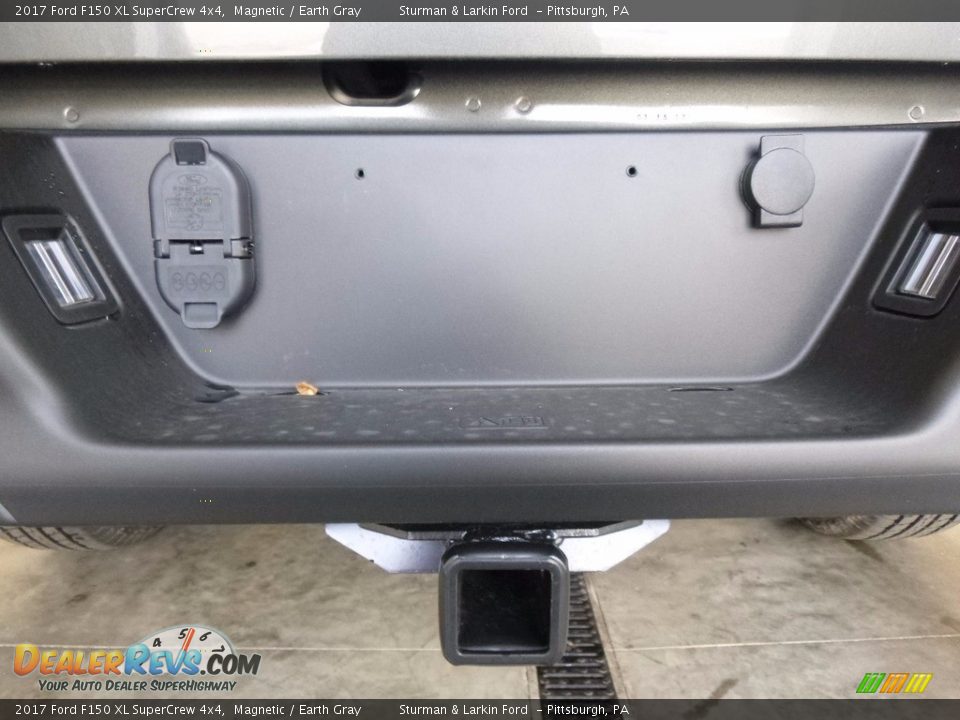 2017 Ford F150 XL SuperCrew 4x4 Magnetic / Earth Gray Photo #3
