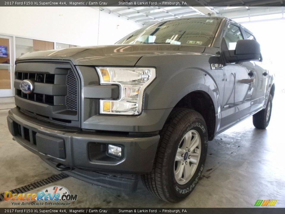 2017 Ford F150 XL SuperCrew 4x4 Magnetic / Earth Gray Photo #5