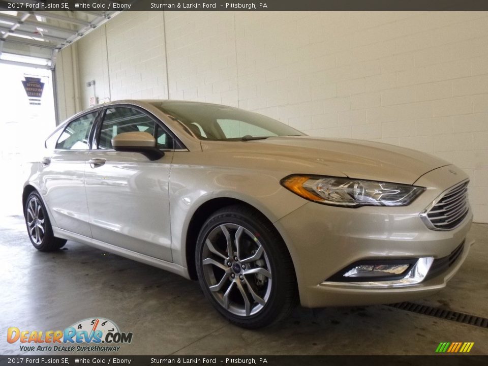 2017 Ford Fusion SE White Gold / Ebony Photo #1