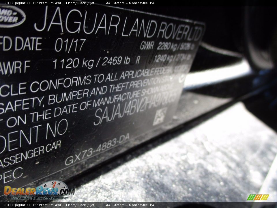 2017 Jaguar XE 35t Premium AWD Ebony Black / Jet Photo #19