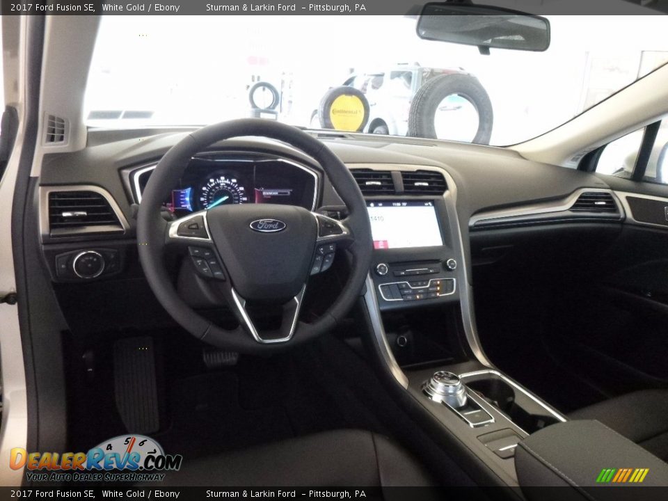 2017 Ford Fusion SE White Gold / Ebony Photo #9