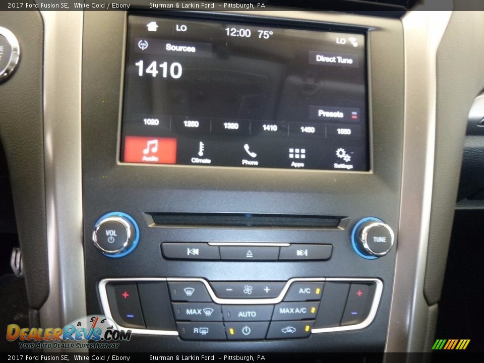 2017 Ford Fusion SE White Gold / Ebony Photo #15