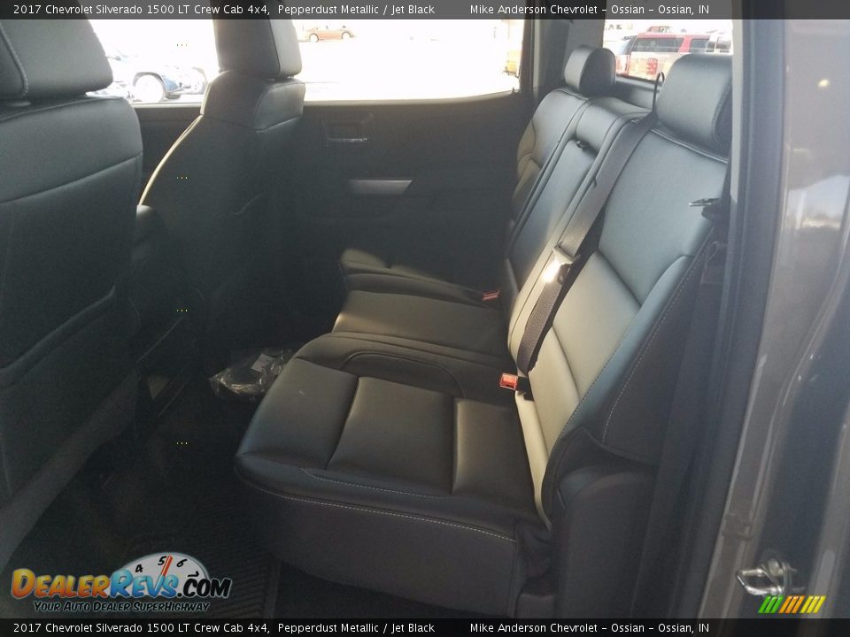 2017 Chevrolet Silverado 1500 LT Crew Cab 4x4 Pepperdust Metallic / Jet Black Photo #12