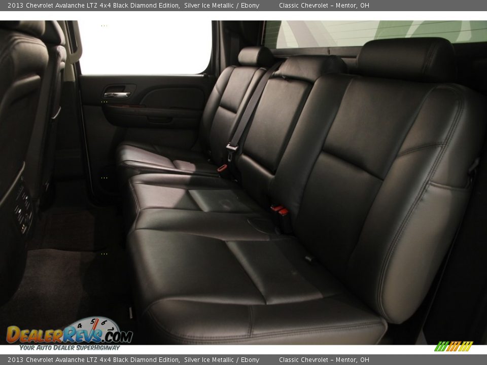 2013 Chevrolet Avalanche LTZ 4x4 Black Diamond Edition Silver Ice Metallic / Ebony Photo #17