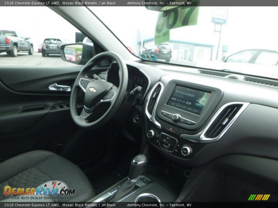 2018 Chevrolet Equinox LT AWD Mosaic Black Metallic / Jet Black Photo #5